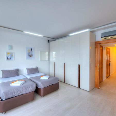 Bright And Spacious 3 Bedroom Apartment With Breathtaking Views - Goslm-5 Sliema Esterno foto