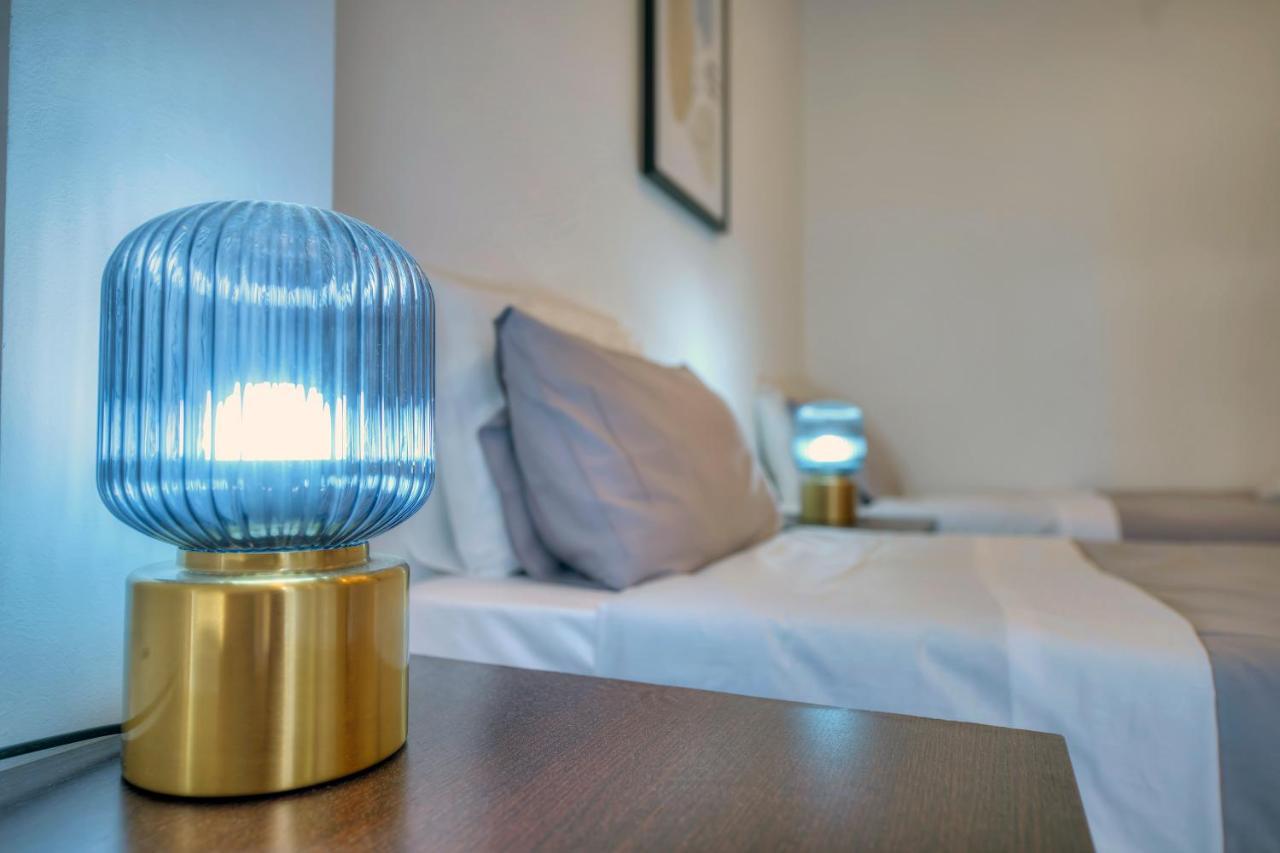 Bright And Spacious 3 Bedroom Apartment With Breathtaking Views - Goslm-5 Sliema Esterno foto