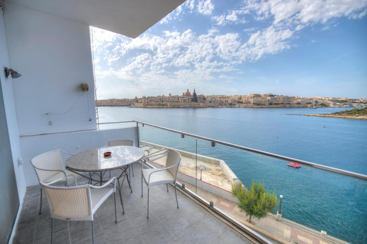 Bright And Spacious 3 Bedroom Apartment With Breathtaking Views - Goslm-5 Sliema Esterno foto